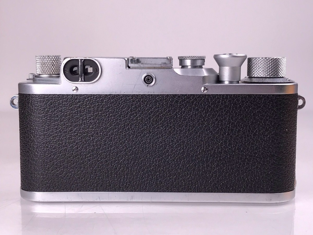 【youuto】Leitz(Leica): 12575 14033 Leitz Leica III Vintage 1941 35mm Film Camera w/ Accessories
