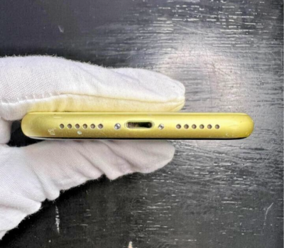 Apple iPhone 11 - 64GB - Yellow (Factory Unlocked) - Good