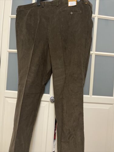 Pantaloni Uomo Farah Classic 813270-GP Velluto A Coste Oliva - Regular Fit - Vita W32-W46