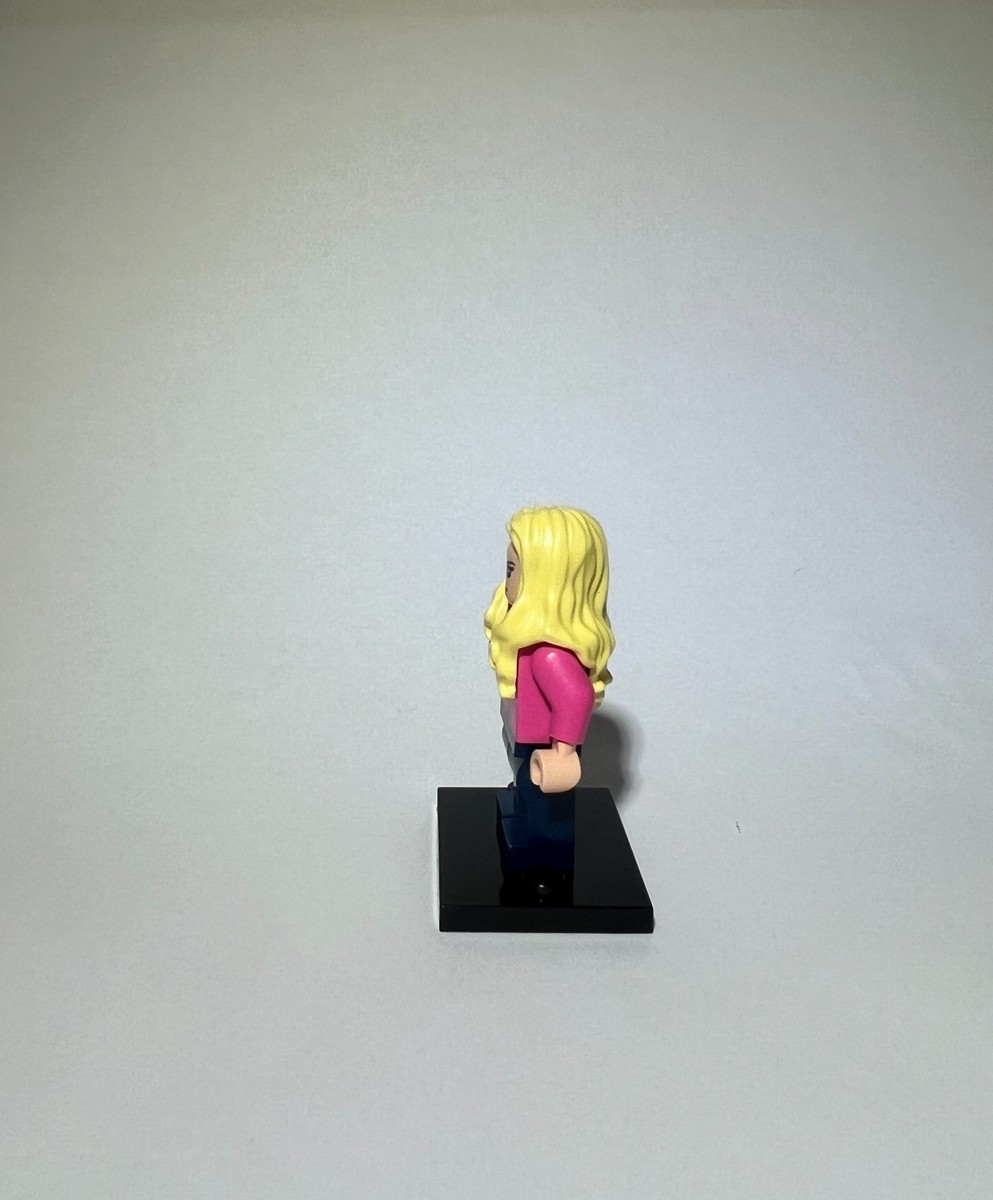 AUTHENTIC Lego 21302 Penny The Big Bang Theory Minifigure | eBay