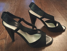 Nine West DOLLFACE Black Leather T Strap Open Toe Acrylic 4" Heels Sandals  7.5