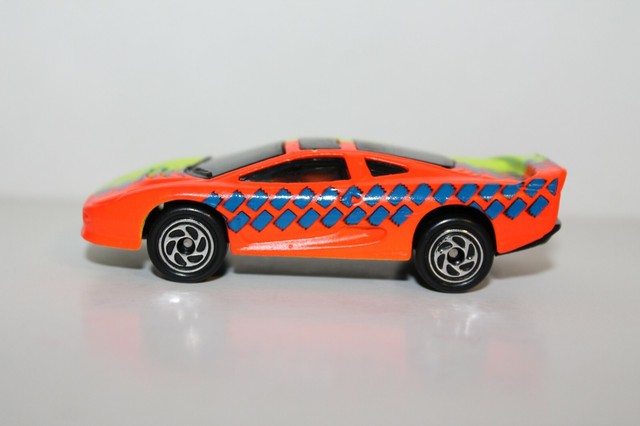 matchbox jaguar xj220