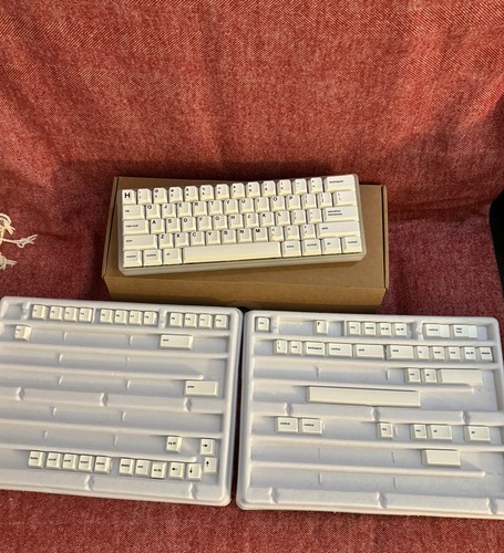 DROP CARINA MECHANICAL KEYBOARD - HENNESSEY KEYCAPS- HOLY PANDA SWITCHES - Picture 4 of 11
