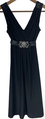 green high neck midi dress Cyrilla Green High-Neck Midi Dress With Gold-Detail – Club L London