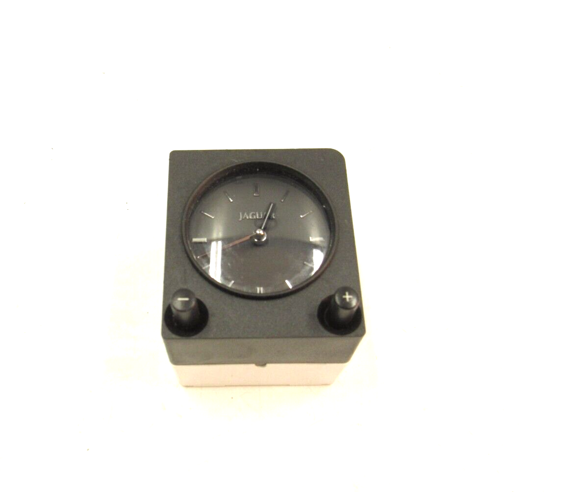 1998-03 Jaguar XJR XJ8 VDP X308 Center Dashboard Clock Watch