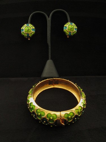 Alice Caviness Signed Clover Enamal Bracelet and Earrings - 第 1/11 張圖片