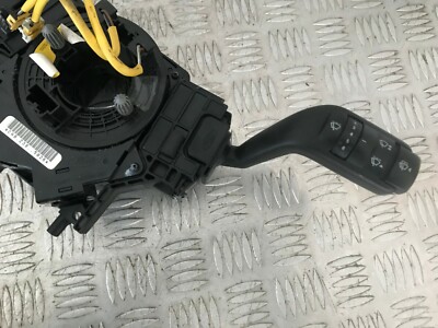 Commutateur De Commandes Au Volant (Commodo) Pour Ford Focus I (1) - Modèles De 10/1998 à 09/2004 - Occasion Bon état