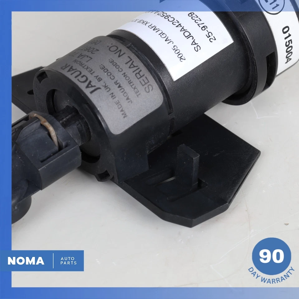 97-06 Jaguar X100 XK8 XKR Right Side Headlight Washer Nozzle Pump LJA7050AF OEM - Image 3 of 4