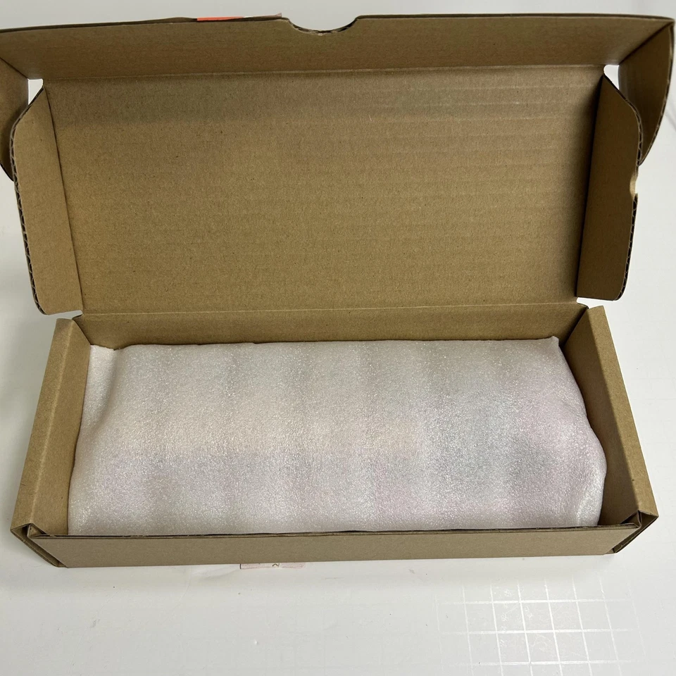 Batería Lenovo ThinkPad 61++ 6 celdas 72Wh 4X50M08812 genuina OEM hecha en Japón Foto 2 de 4