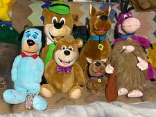 vintage Hanna Barbera plush lot Scooby Doo Yogi Bear and more