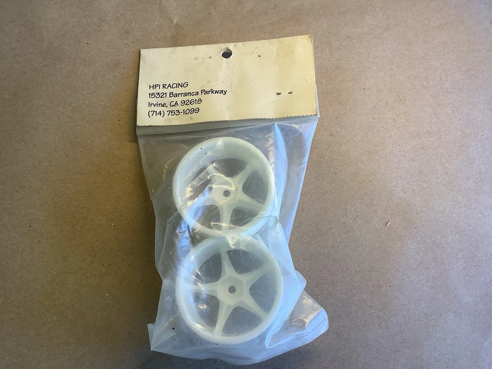 ORIGINAL HPI 3695 SUPER STAR WHEELS 26MM WHITE SET NEW - Image 2 of 2