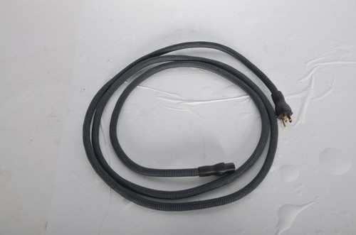 AudioQuest NRG-Y3 Low-Distortion 3-Pole AC Power Cable 3M 9ft Long Great Shape
