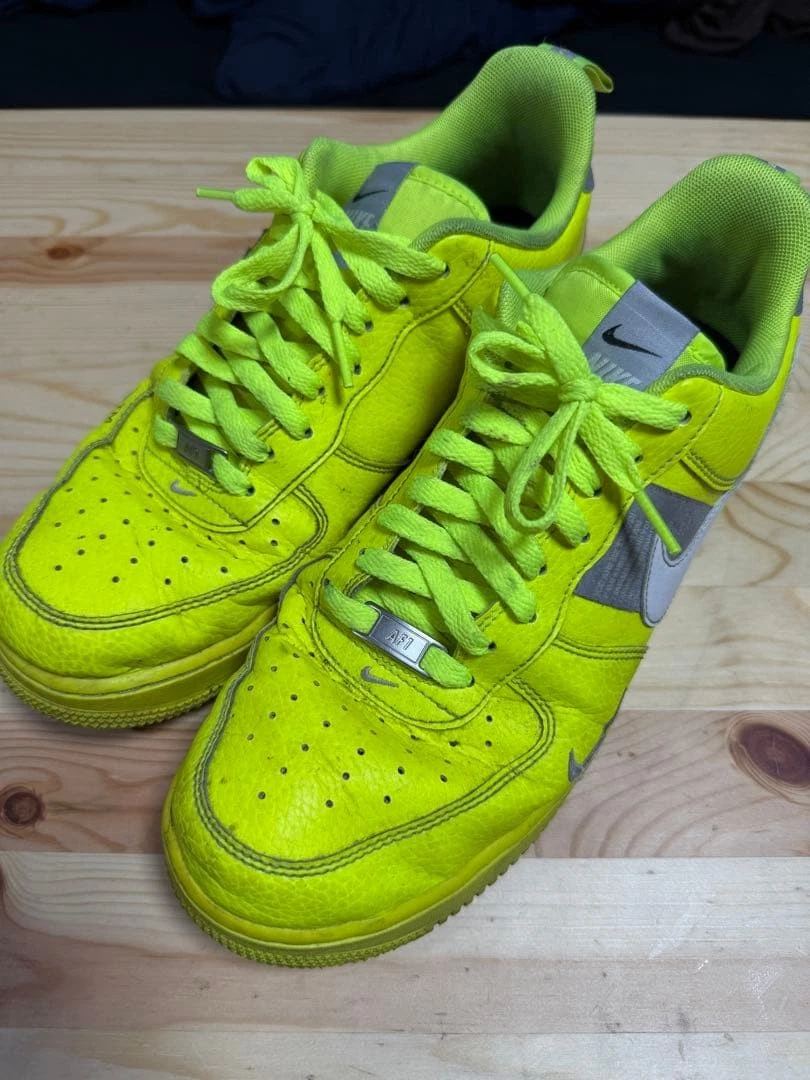 Nike Air Force 1 LV8 Utility Low Black Volt for Sale