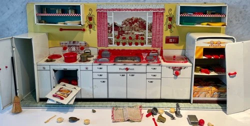 CIRCA 1950'S LOUIS MARX TIN LITHO MODERN KITCHEN PRETTY MAID PLAY SET W ORIG BOX