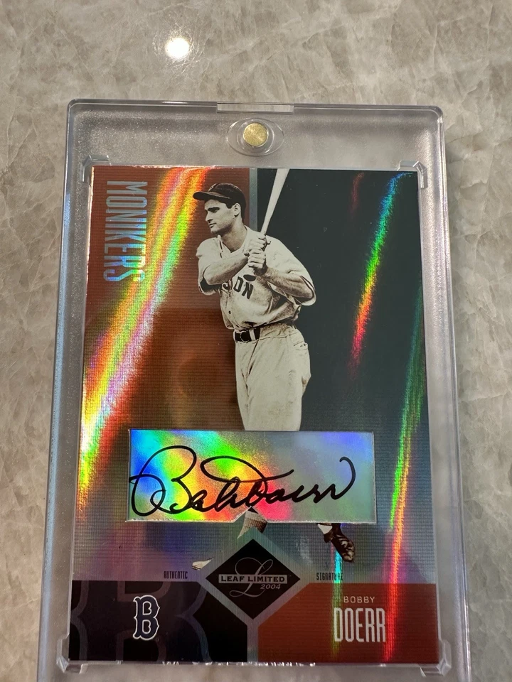 Leaf Limited 2004 Bobby Doerr Monikers Auto Gold Boston Red Sox/100 SP Tarjeta Salón de la fama Foto 3 de 4