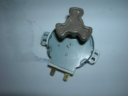 RUSSELL HOBBS RHM2064C PLATTENTISCHMOTOR MDS-4A MIT ZAPFEN