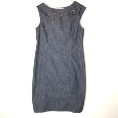 sandra darren denim dress Sandra Darren 12 blue denim sheath dress Sleeveless Studded Applique flower