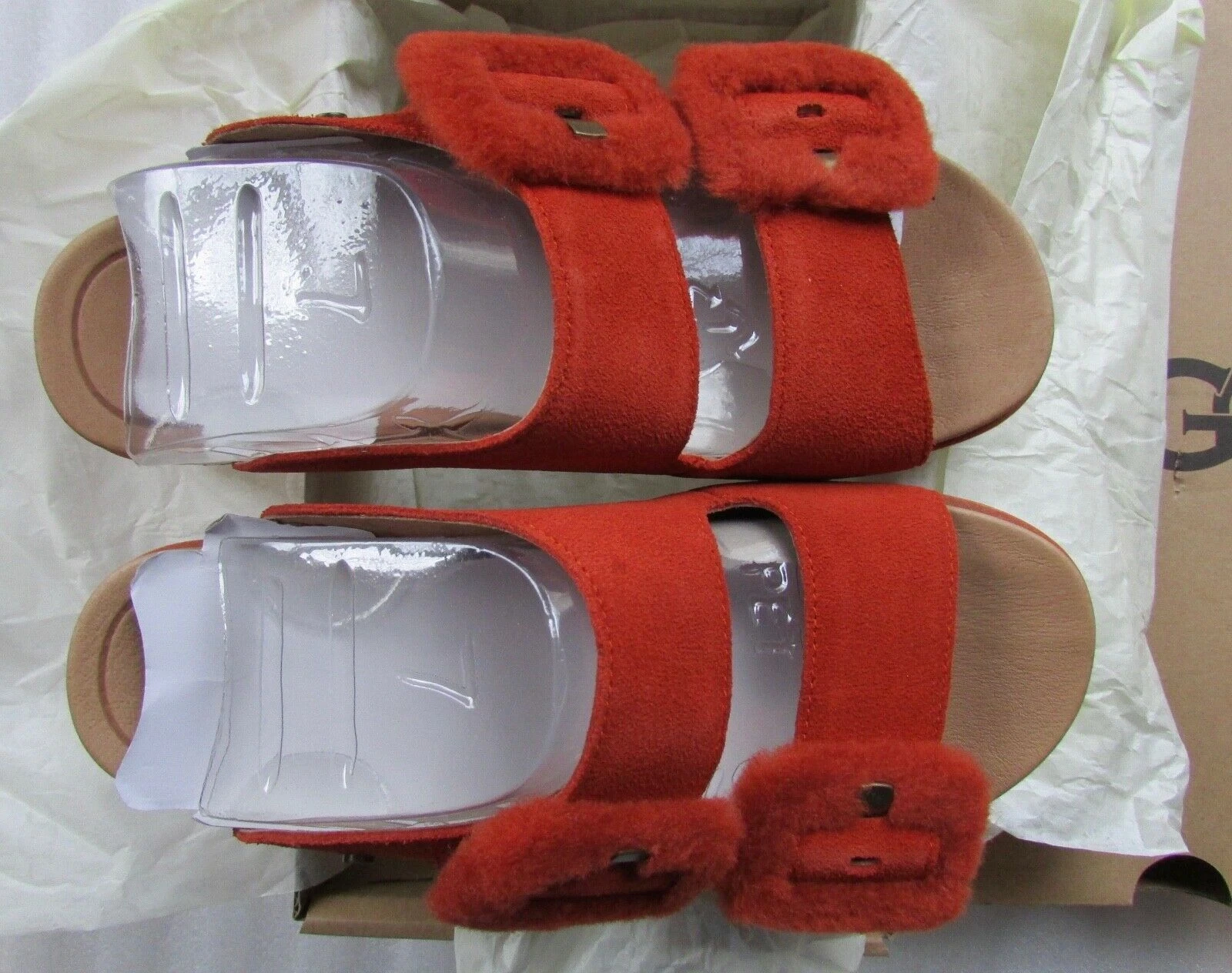 Sandali UGG Fluff Indio Slide Red Rock taglia US7 nuovi con scatola $120
