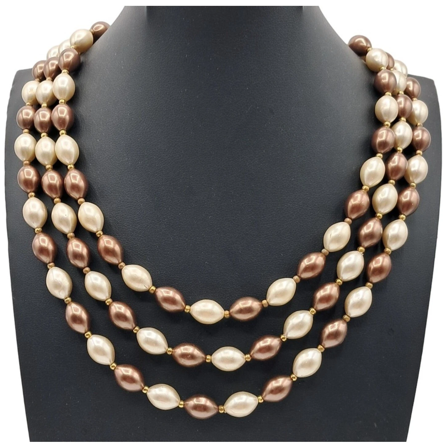 OFF WHITE Collana di perline triplo filo marrone bianco sporco non firmata gioielli vintage