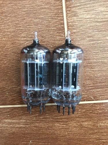 Une penthode 6BG6G Black Plate Cunningham neuve & testée en boite RCA