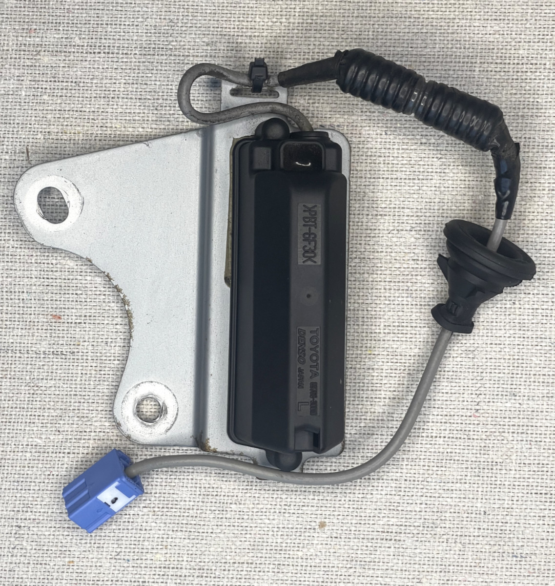 2006-2014 Lexus IS250 IS350 TIRE PRESSURE ANTENA REAR LEFT OEM 89768-30010