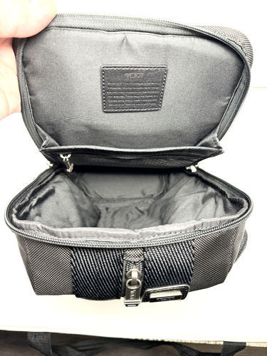TUMI 02223393KCMO Higgins Sling Ballistic Nylon Men's Khaki Camo NWT - Picture 5 of 5