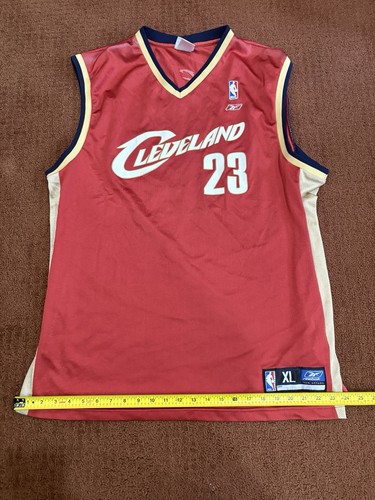 LeBron James Men’s XL Red Cleveland Cavaliers Cavs Jersey NBA Reebok Basketball