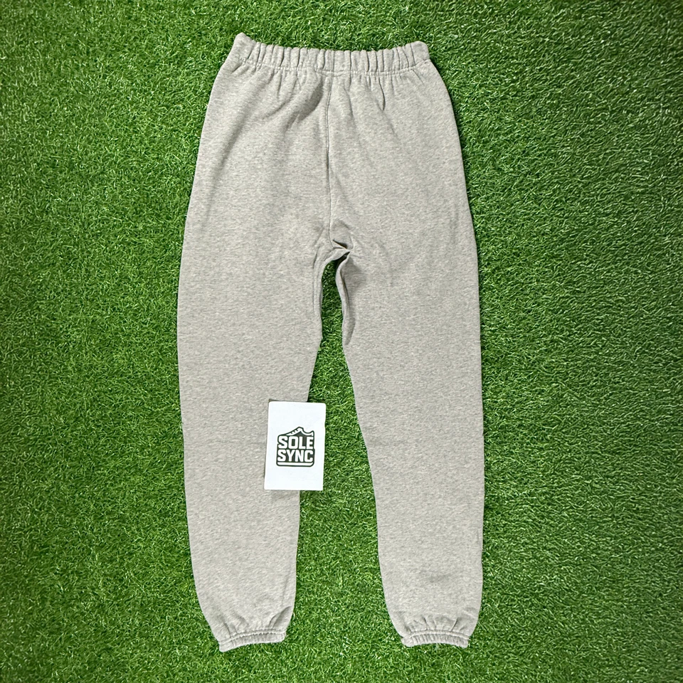 Большие тренировочные штаны Fear of God Essentials SS22 темно-овсяные серые FOG (XXS-XXL) - Изображение 2 из 4