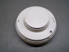 CERBERUS PYROTRONICS ILI-1B SMOKE DETECTOR