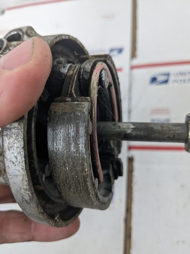 1987 87 85 86 84 Honda Spree Scooter NQ50 50 Front Brake Drum With Complete Axle - Picture 5 of 10