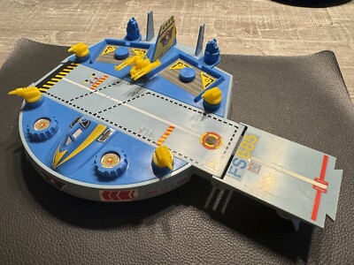 Ring Raiders Matchbox Skybase Courage 8130 