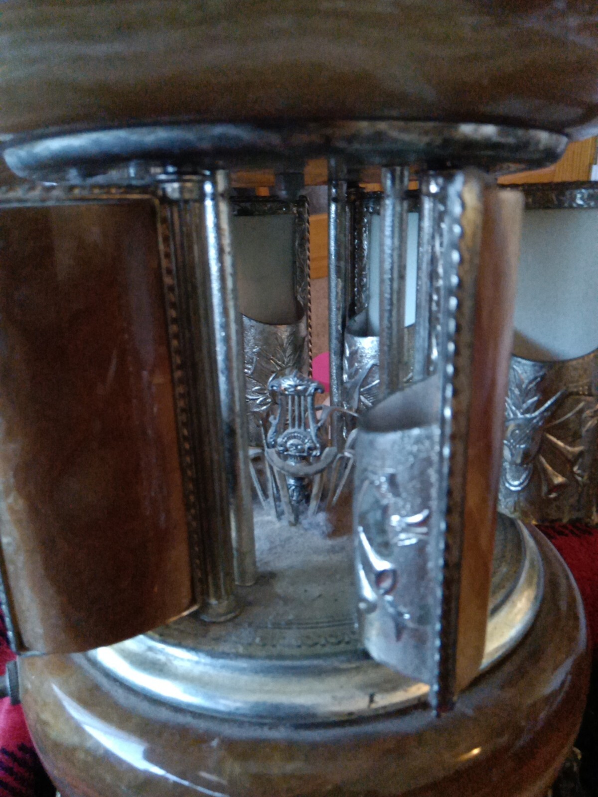 REUGE Romance Dancing Ballerina Carousel Cigarette Lipstick Music Box