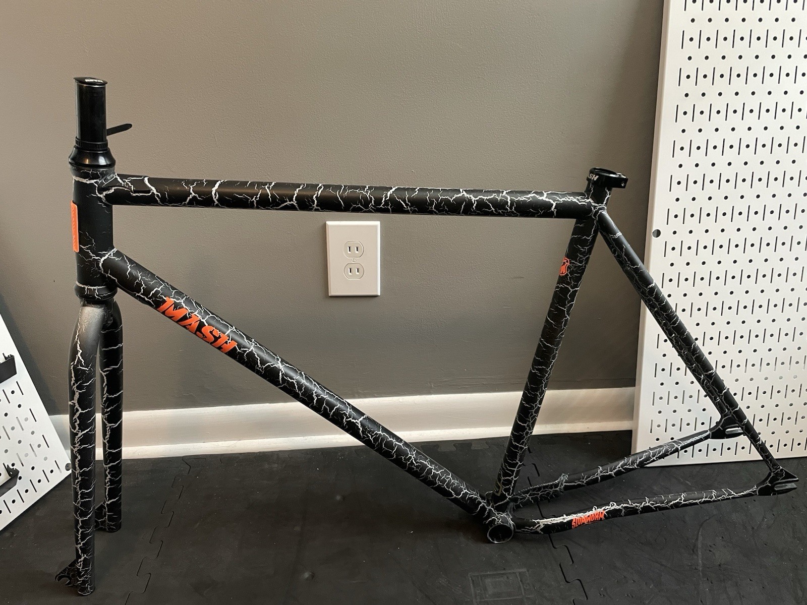 Mash SF Matt Reyes Frame Sold Out 54cm XL