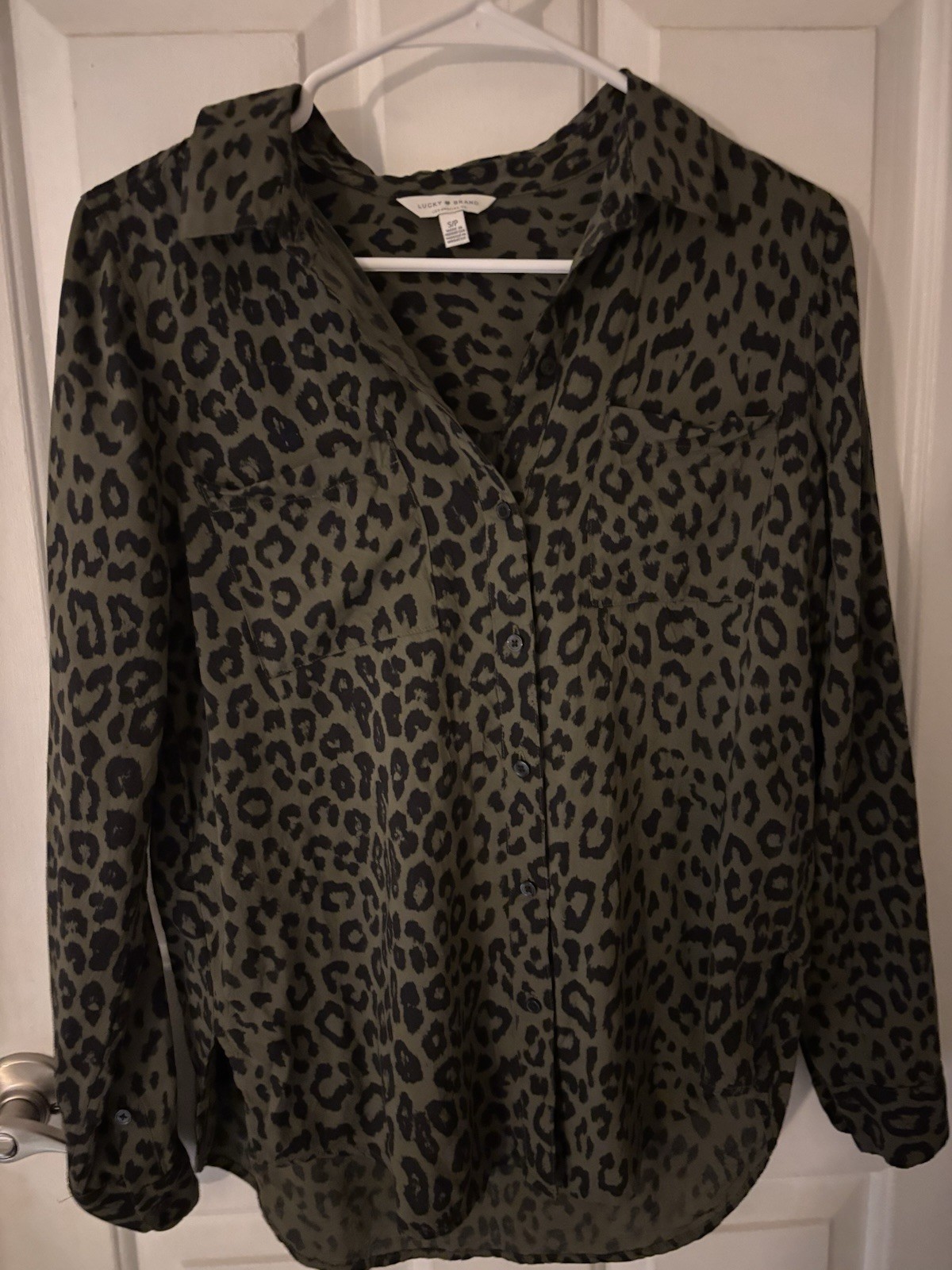 Lucky Brand Womens Size Small Animal Leopard Print Blouse Top Button Long Sleeve