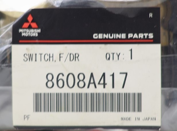 NEW OEM Mitsubishi Front Left Door Window Switch 8608A417