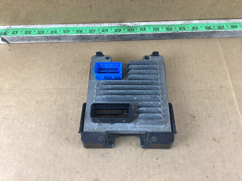 Компьютерный модуль управления двигателем 2003 - 2005 Chevrolet Cavalier ECU ECM 12576162 - Изображение 2 из 4