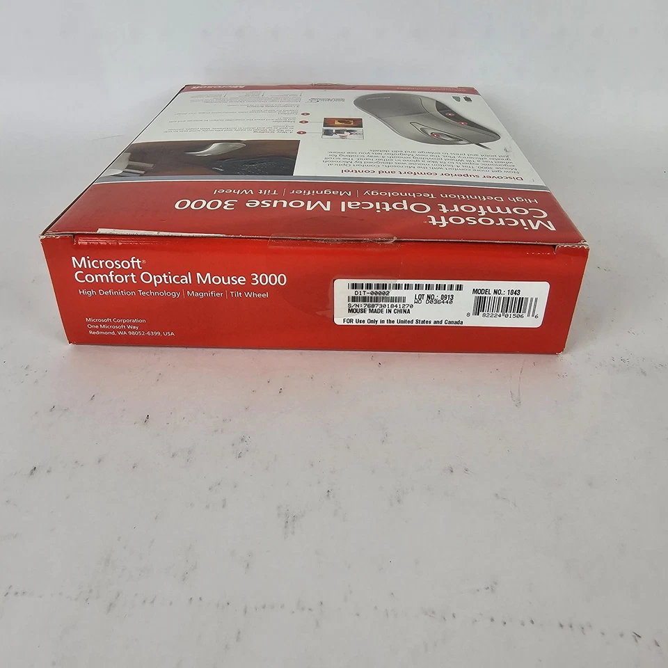 Microsoft Comfort Optical Mouse 3000 Wired Mouse - D1T-00002 - Image 3 of 4