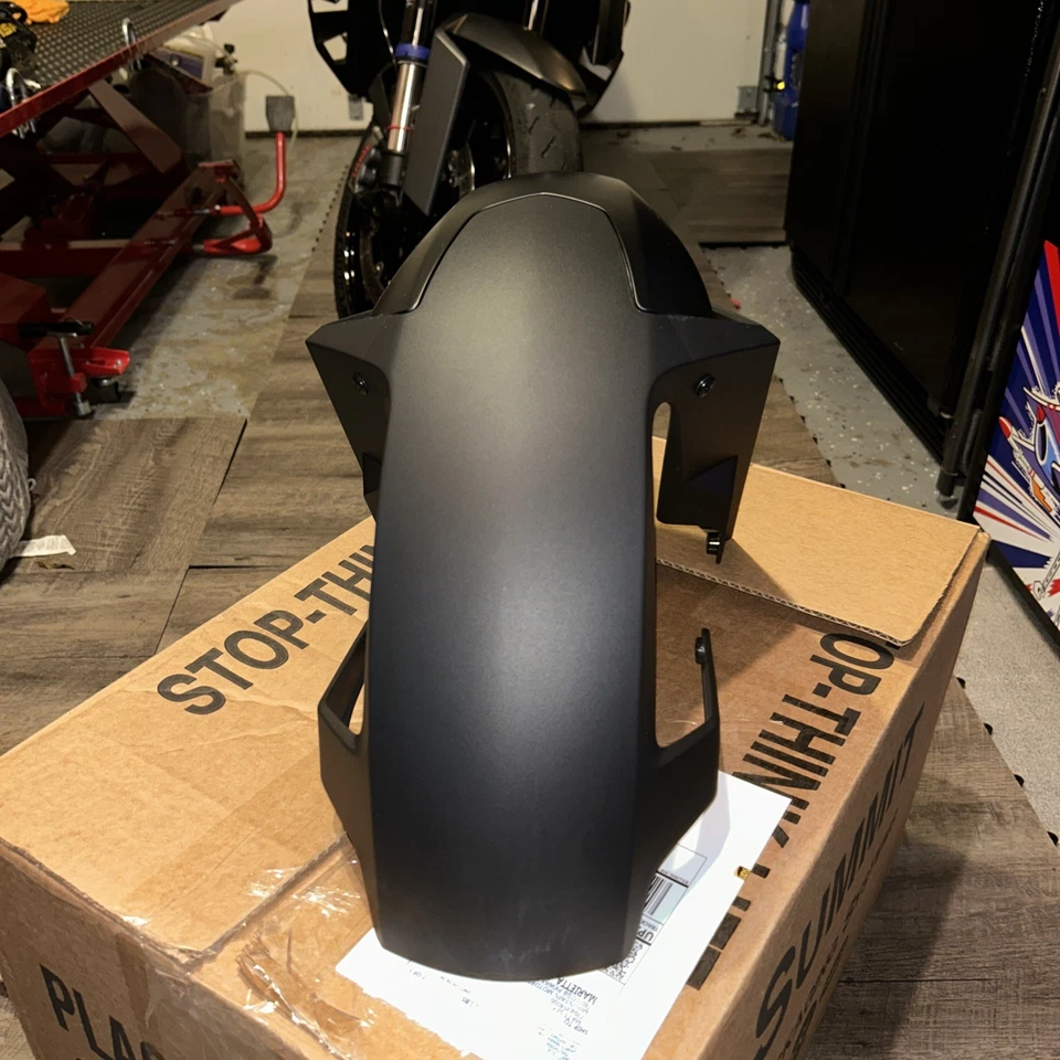 KTM 1390 Superduke R Evo Front Mudguard - Изображение 3 из 4