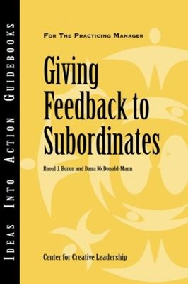 Giving Feedback to Subordinates Paperback