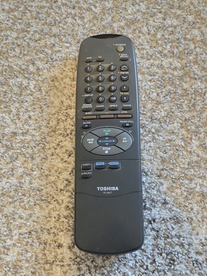 Toshiba VC-677 VCR Plus Remote Control Transmitter UM-4AAA 1.5V DC3V Grey