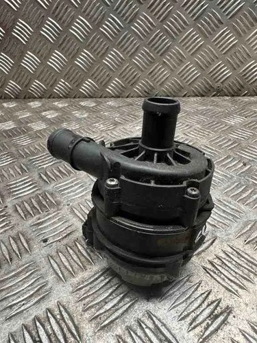 VW PASSAT B8 3G2 Zirkulationswassermotor 04L965567 201702282000 32387893