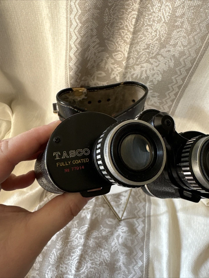 Imperial Tasco Binoculars No. 77914 - Image 4 of 4