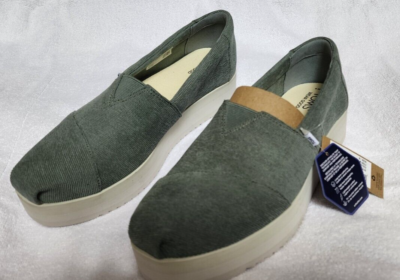 Toms Micro Corduroy Alp Midform flat shoe in Bonsai Green, NIB Size 9 | eBay