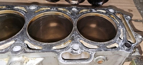 Kawasaki Ultra 250X 260X 260 cylinder cylinders block barrel 11005-3766 CORES - Picture 6 of 14