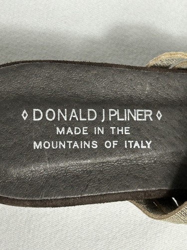 Donald J Pliner Glorie Wedge Sandals in Pewter - Sz 10 - Picture 7 of 9