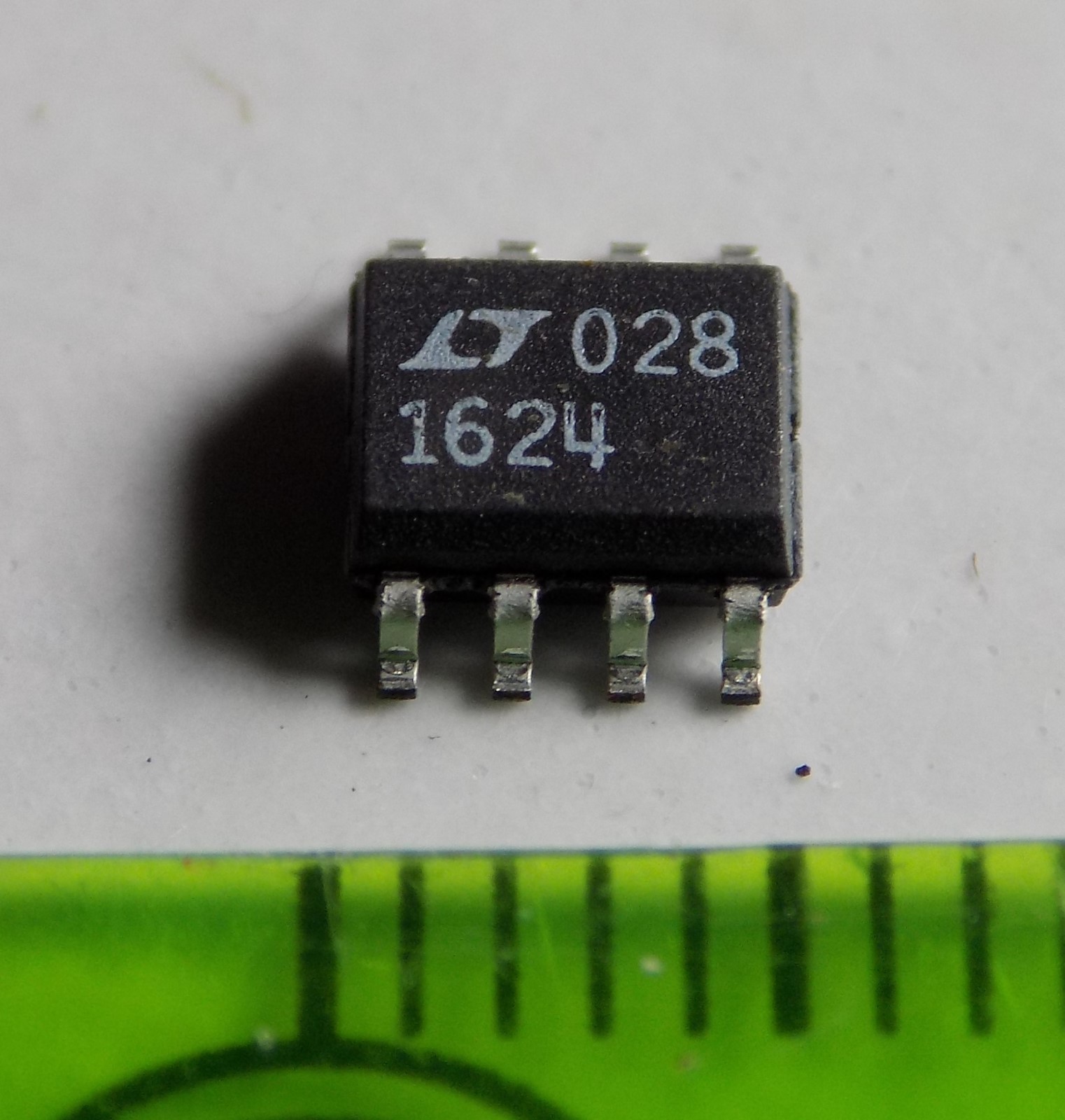 LTC 1624 SO8 régulateur à découpage abaisseur pour circuit imprimé Lot de 5