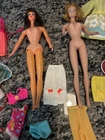 TWO Vintage Mattel 1960’s Midge Ash Blonde And Brunette Wh Eyelashes Accessories
