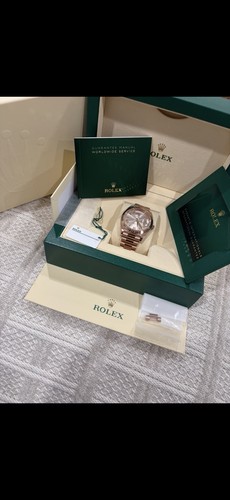 Rolex Day-Date 40mm Rose Gold Sundust Roman Dial Full Set MINT 2022