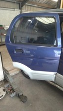 Porte arrière et accessoires Daihatsu TERIOS