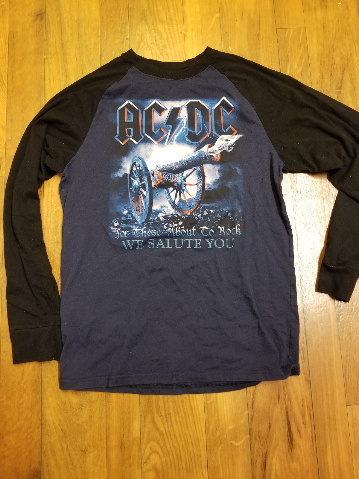 ACDC For Those About To Rock Cannon T Shirt - Navy/Black, Medium, Long ...